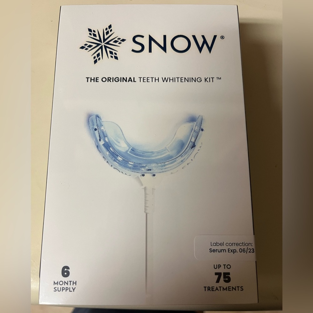 Snow teeth whitening kit - SEALED